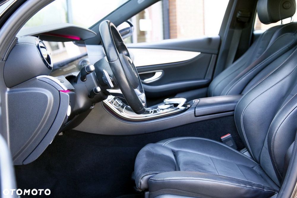 Mercedes-Benz Klasa E 220 d 9G-TRONIC AMG Line - 17