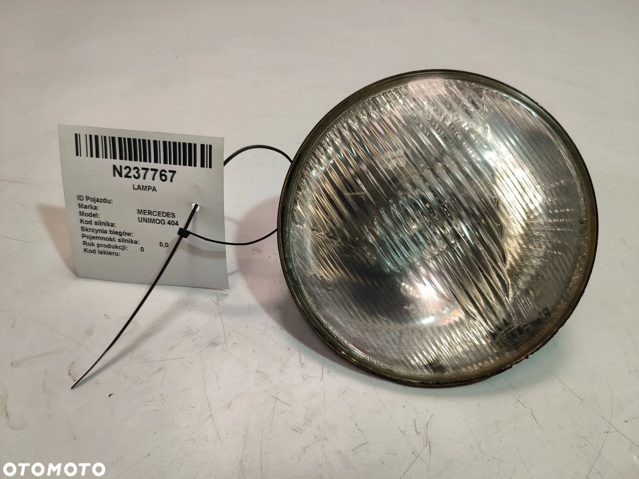 Lampa przednia szkło Mercedes Unimog 404 - 5