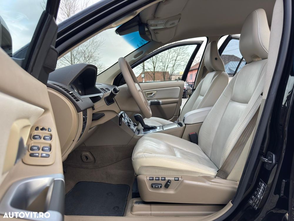 Volvo XC 90 D5 AWD Geartronic Edition Pro - 31