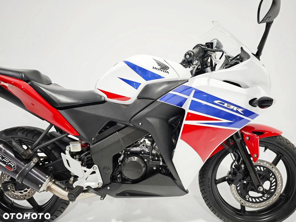 Honda CBR - 7