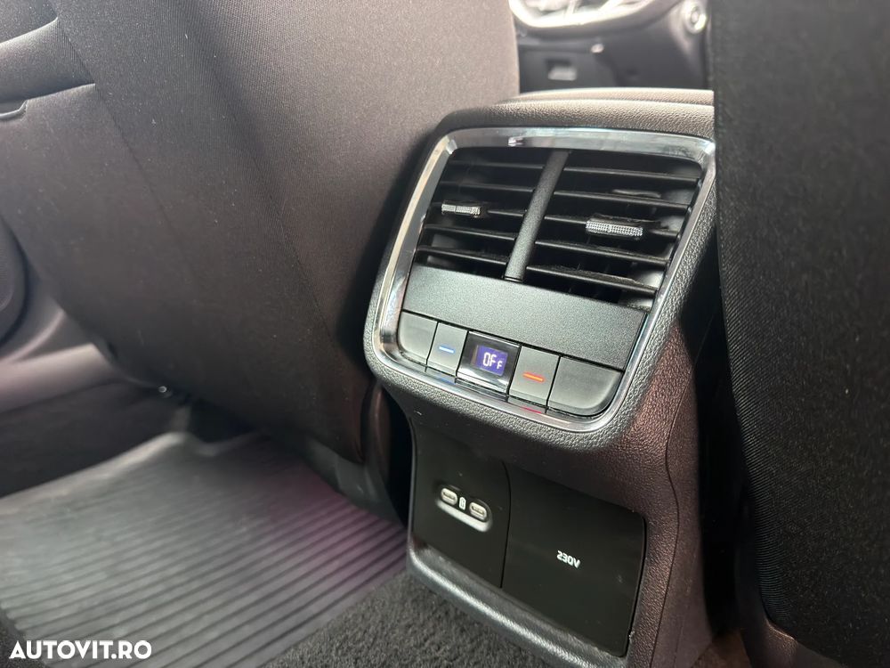 Skoda Octavia 2.0 TDI DSG Style - 29