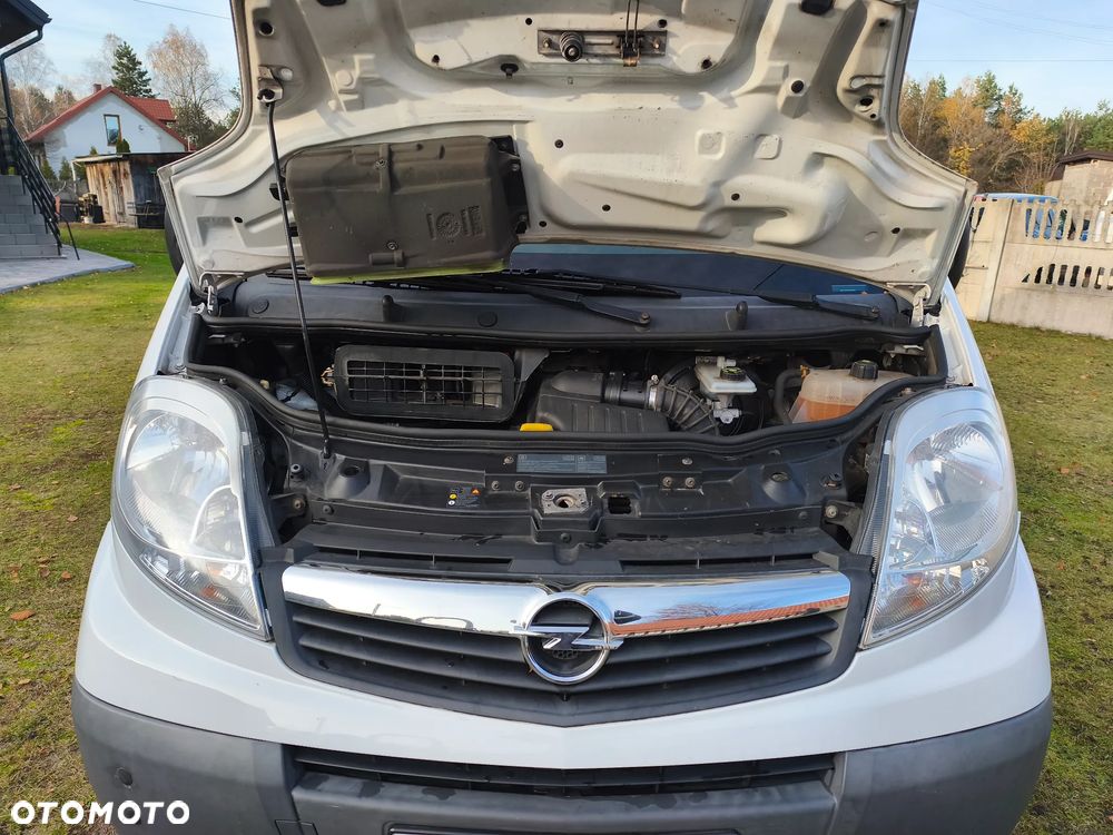 Opel VIVARO - 9