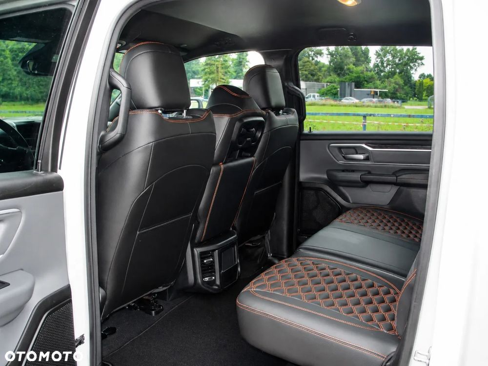 Dodge RAM - 7