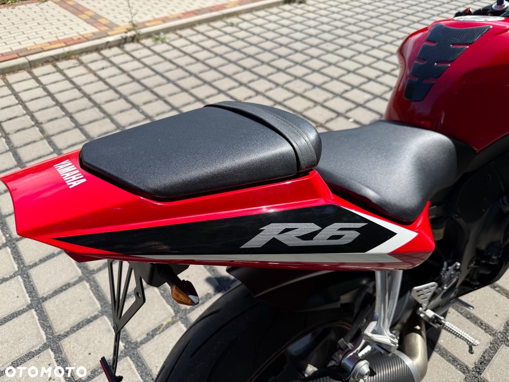 Yamaha R6 - 10