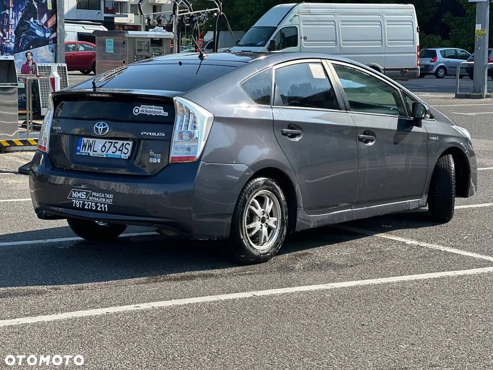 Toyota Prius 1.5 VVT-i Prestige - 4