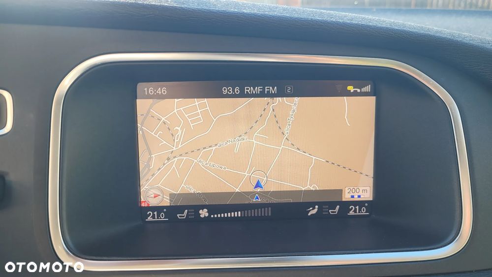 Volvo V40 D2 Momentum - 10