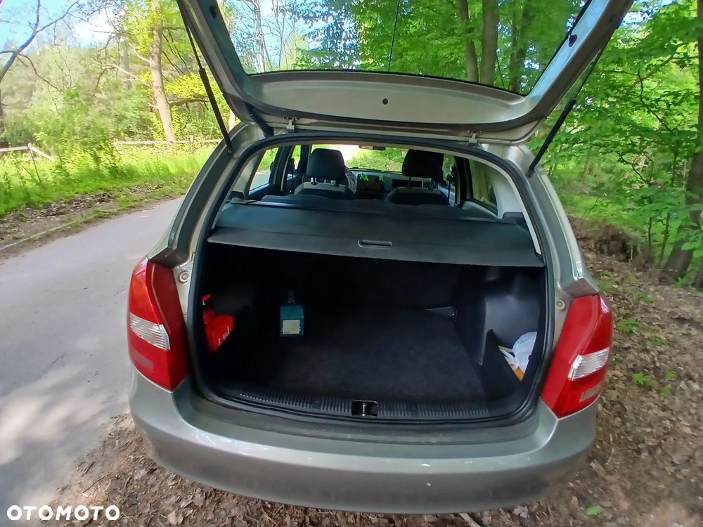Skoda Fabia 1.2 TSI Classic - 5