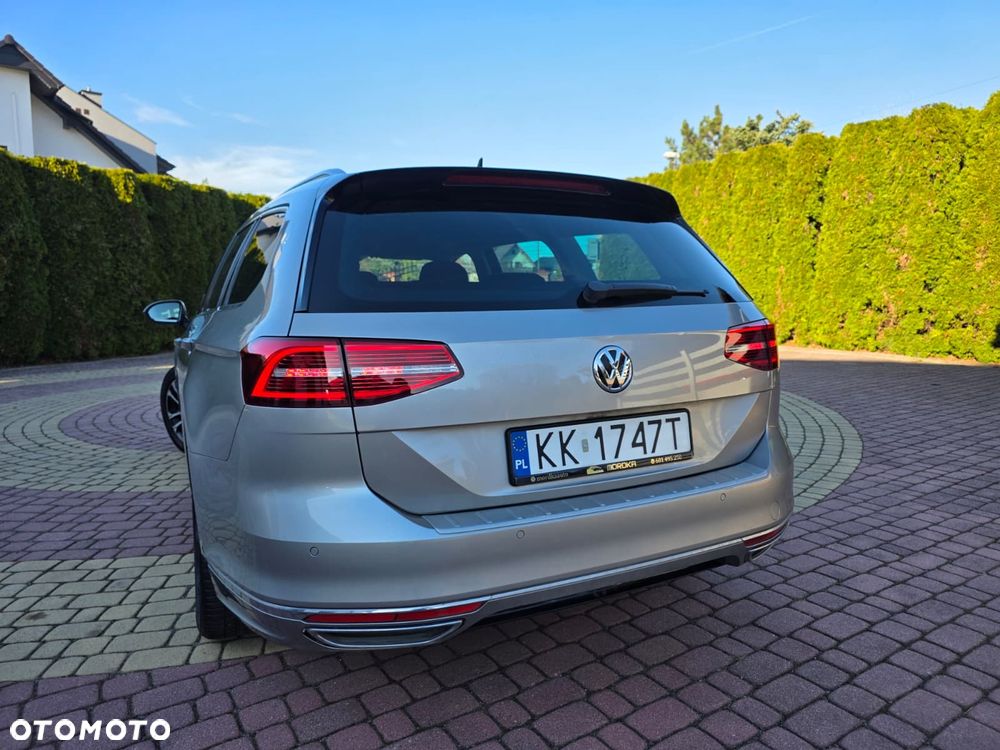 Volkswagen Passat 2.0 TDI Bi-Turbo BMT 4Mot Highline DSG - 13
