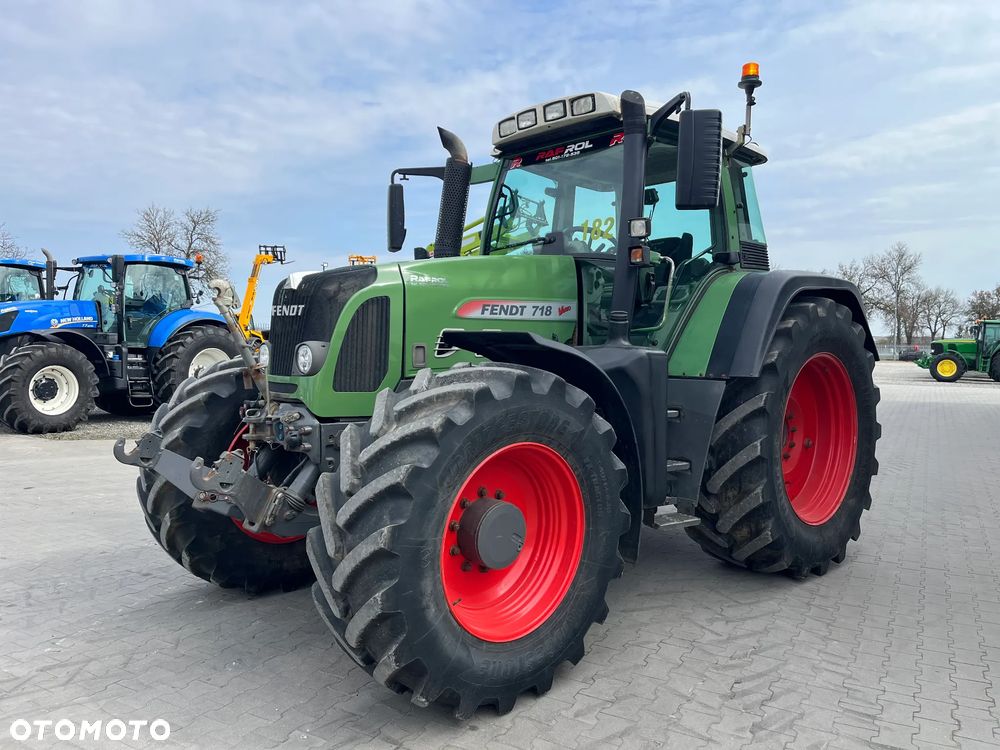 Fendt 718 Vario TMS - 4