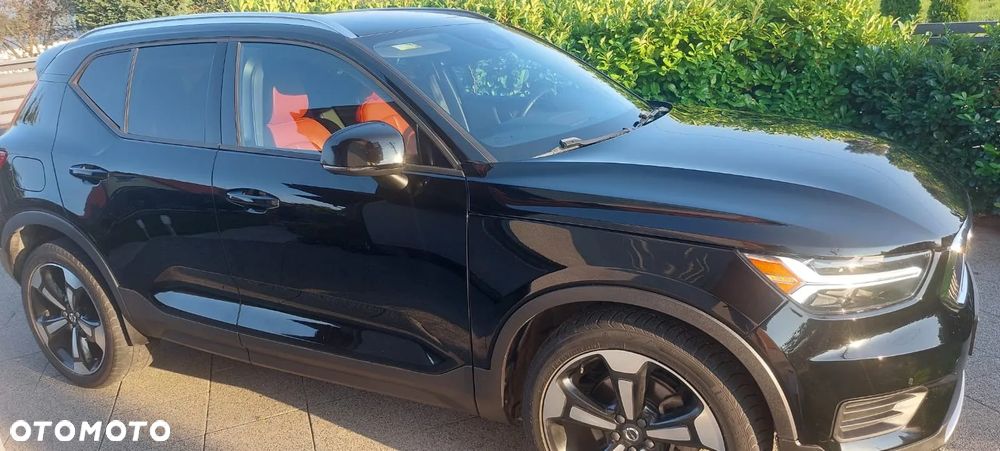 Volvo XC 40 - 4