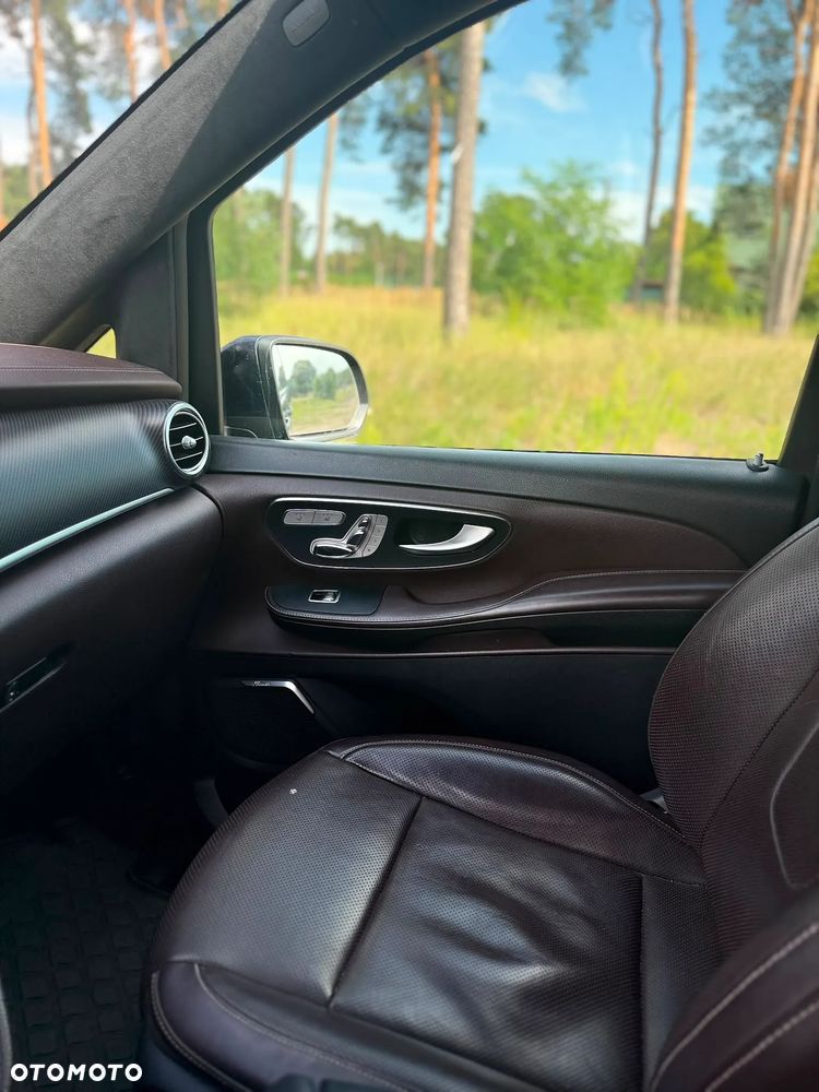 Mercedes-Benz Klasa V 250 d 4-Matic Exclusive 7G-Tronic - 12