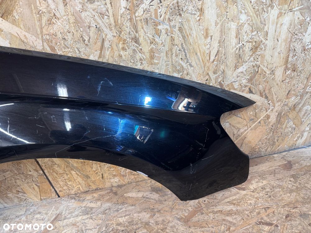 Przedni prawy błotnik Audi a3 8v HB - 2