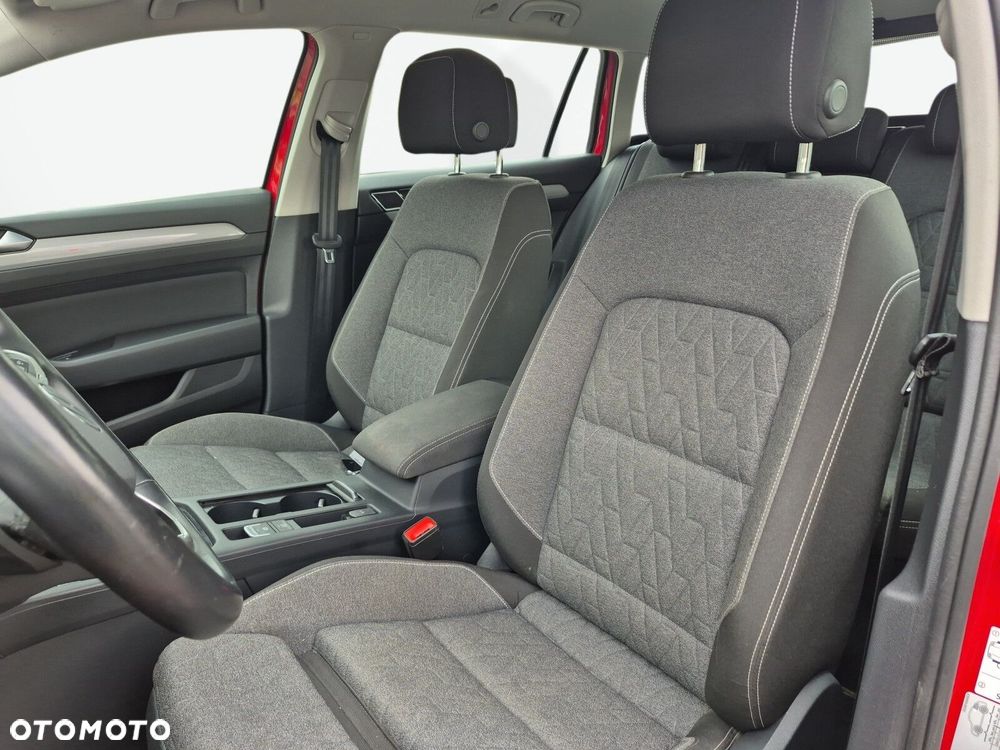 Volkswagen Passat Variant 2.0 TDI SCR Business Plus DSG - 12