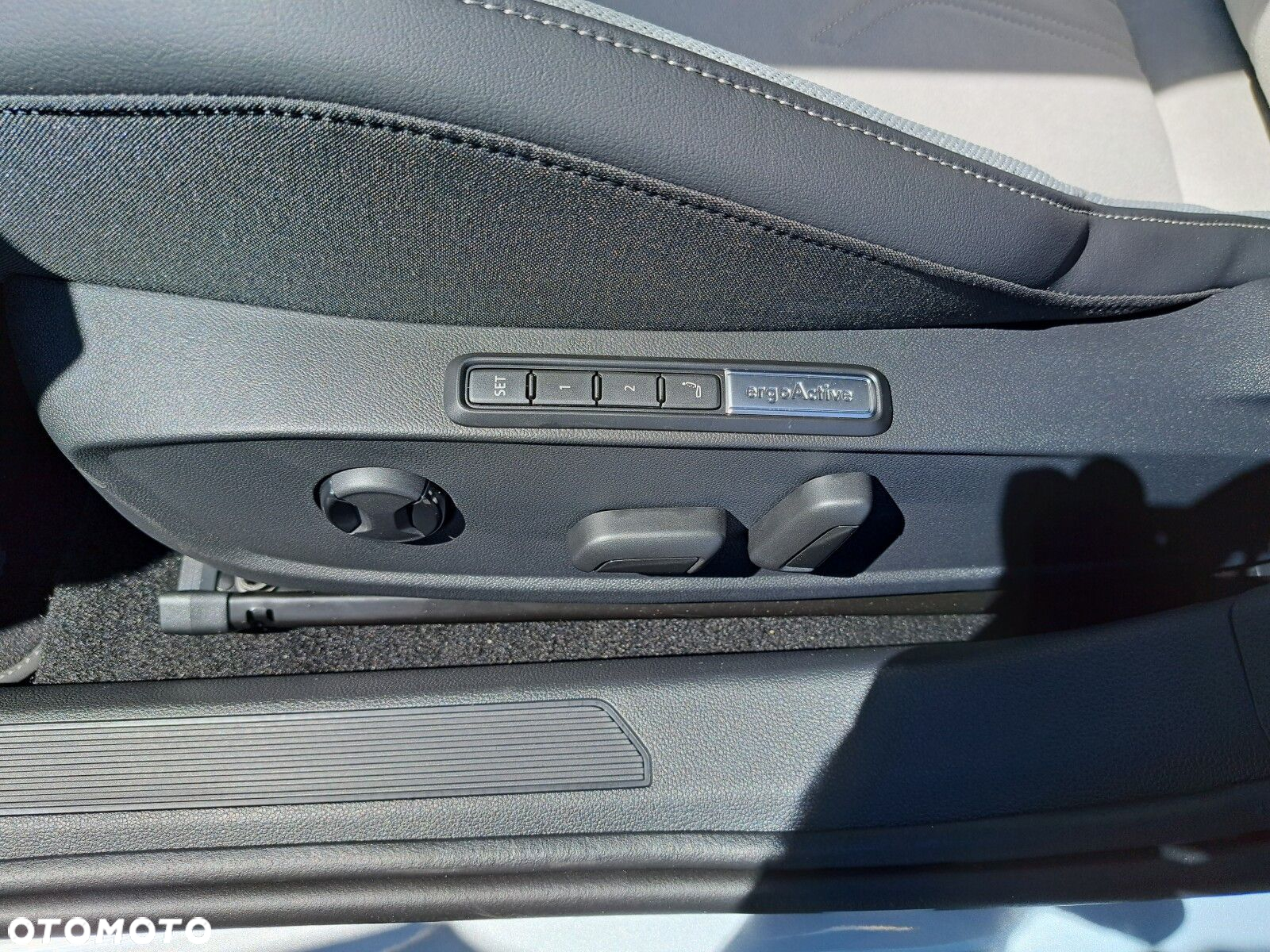 Volkswagen Golf - 20