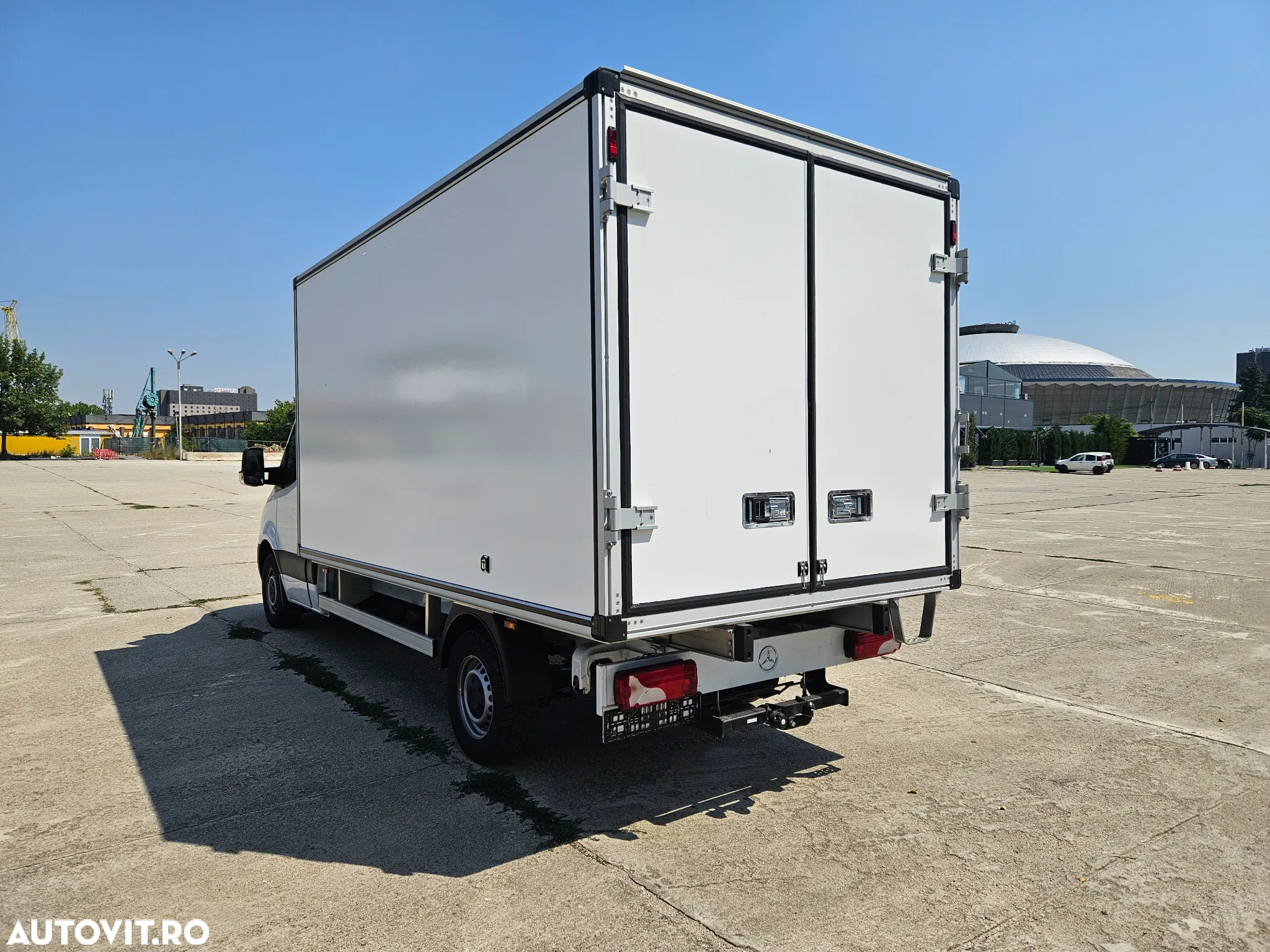 Mercedes-Benz SPRINTER - 4
