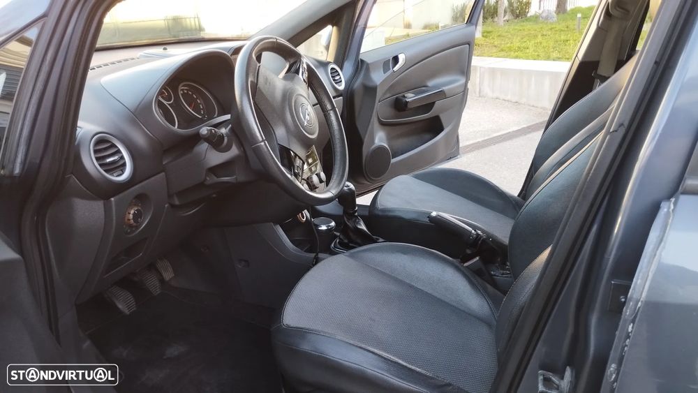 Opel Corsa 1.3 CDTI Cosmo - 9