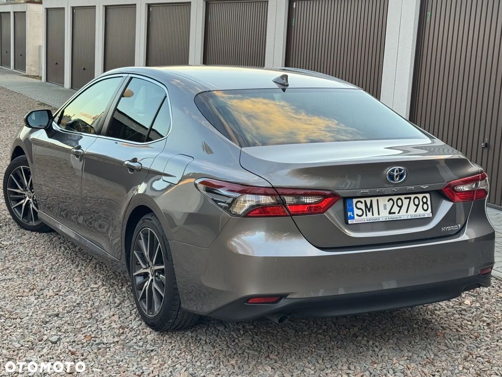 Toyota Camry 2.5 Hybrid Prestige CVT - 35