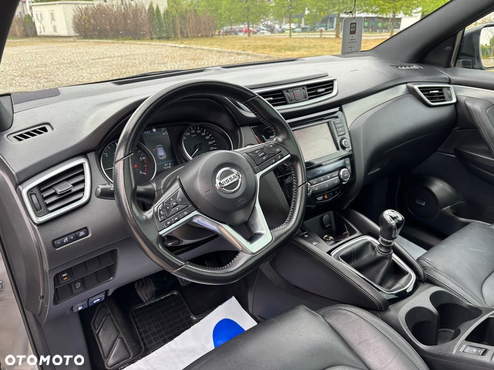 Nissan Qashqai 1.5 dCi Tekna - 24