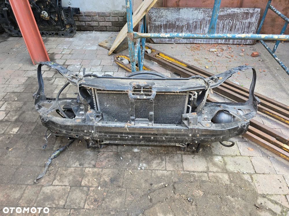 2/ Pas przedni mercedes s-klasa 220 w220 - 2