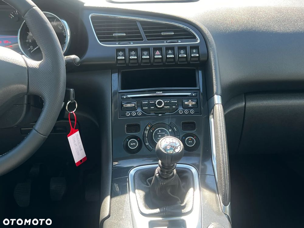 Peugeot 3008 HDi 150 Business-Line - 23