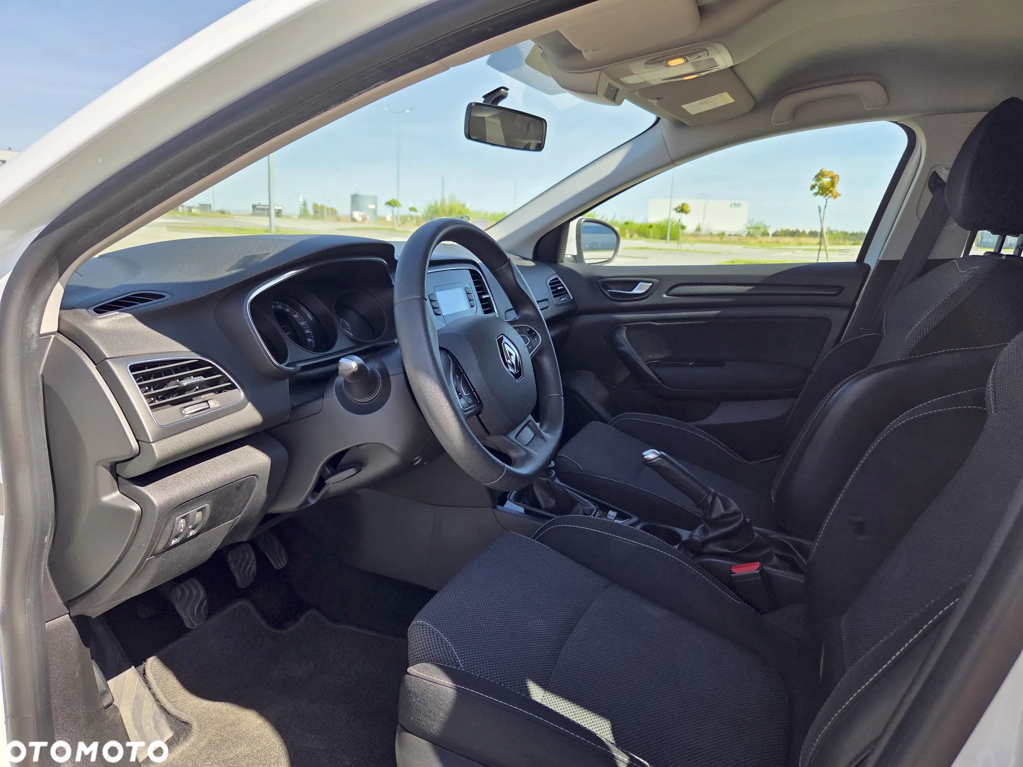 Renault Megane 1.6 SCe Life - 13