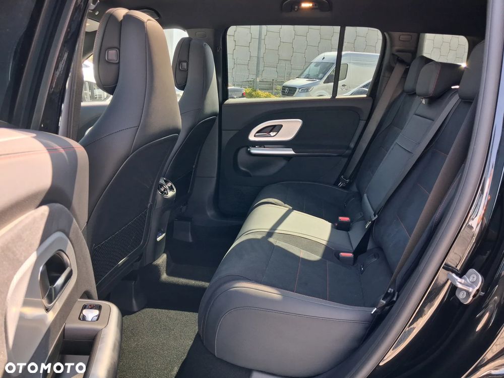 Mercedes-Benz GLB 200 mHEV 4-Matic 8G-eDCT - 13