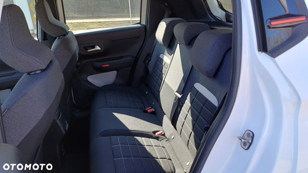 Citroën C3 1.2 mHEV Plus - 17