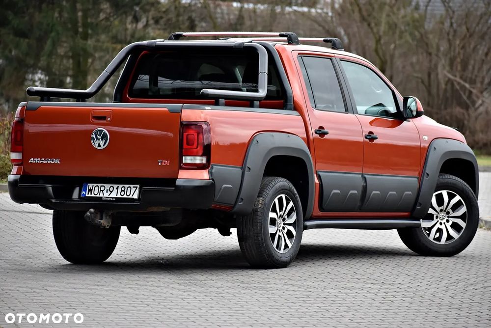Volkswagen Amarok 2.0 BiTDI Autm Canyon - 24