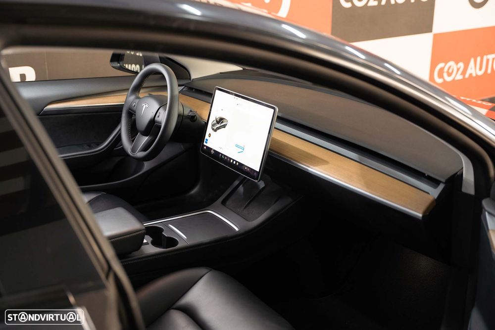 Tesla Model 3 Long Range Tração Traseira - 24