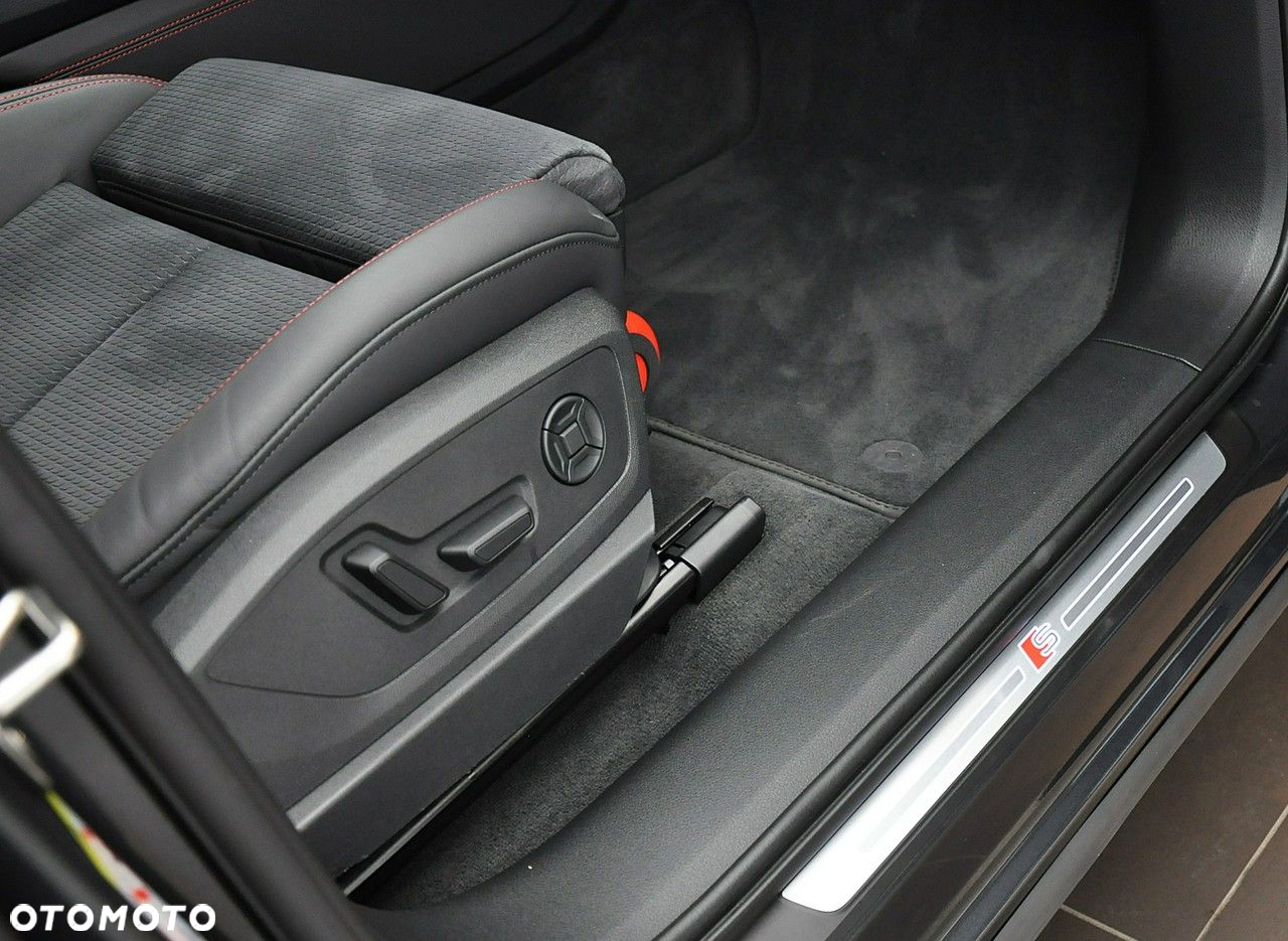 Audi Q8 - 23