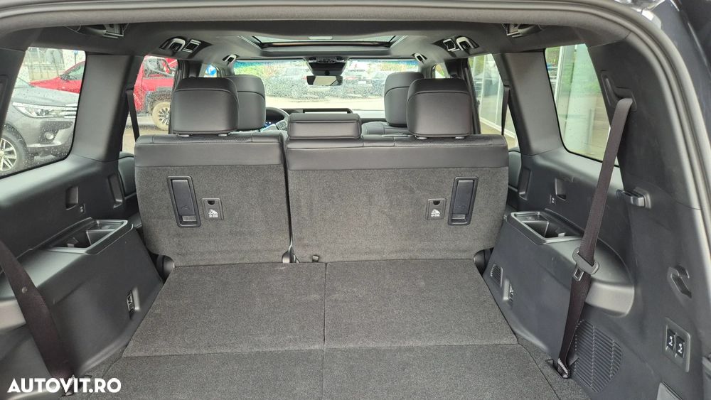 Toyota Land Cruiser 250 2.8l D-4D 204 CP A/T 7 locuri Luxury - 32