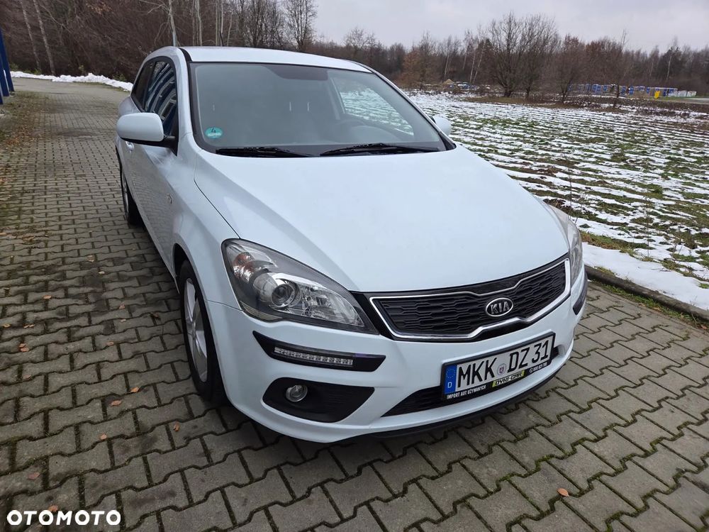 Kia ProCeed 1.4 CVVT Dream-Team Edition - 10