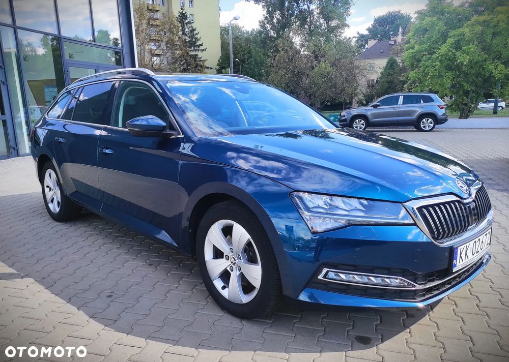 Skoda Superb 2.0 TDI SCR Style DSG - 4