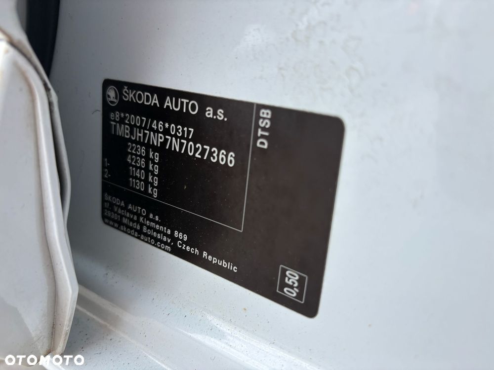 Skoda Superb 2.0 TDI Sportline DSG7 - 26