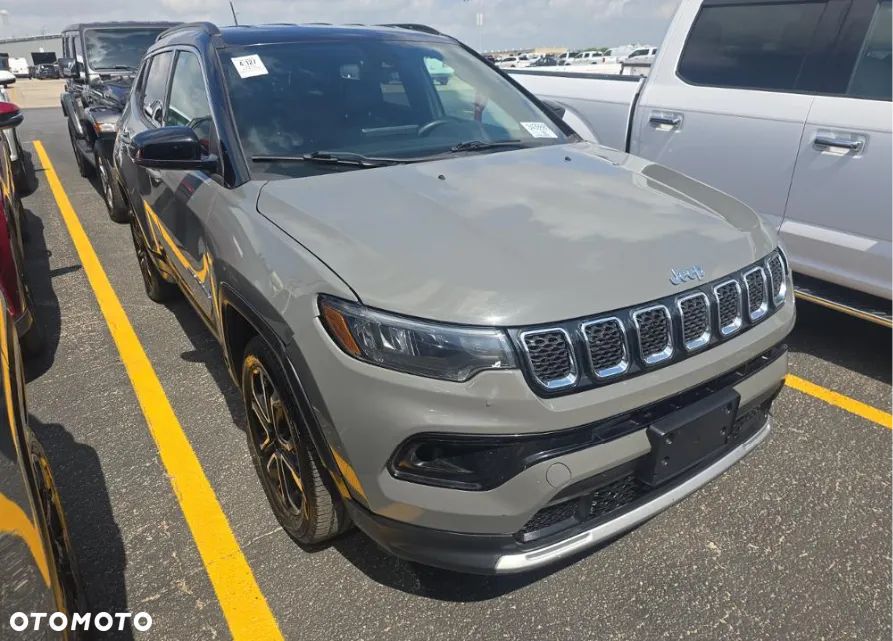 Jeep Compass - 2