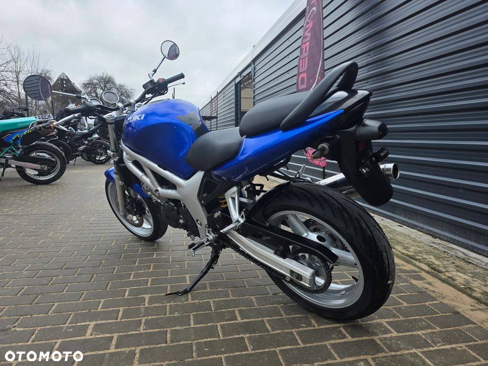Suzuki SV - 6
