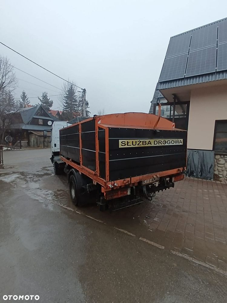 Mercedes-Benz 815 - 9