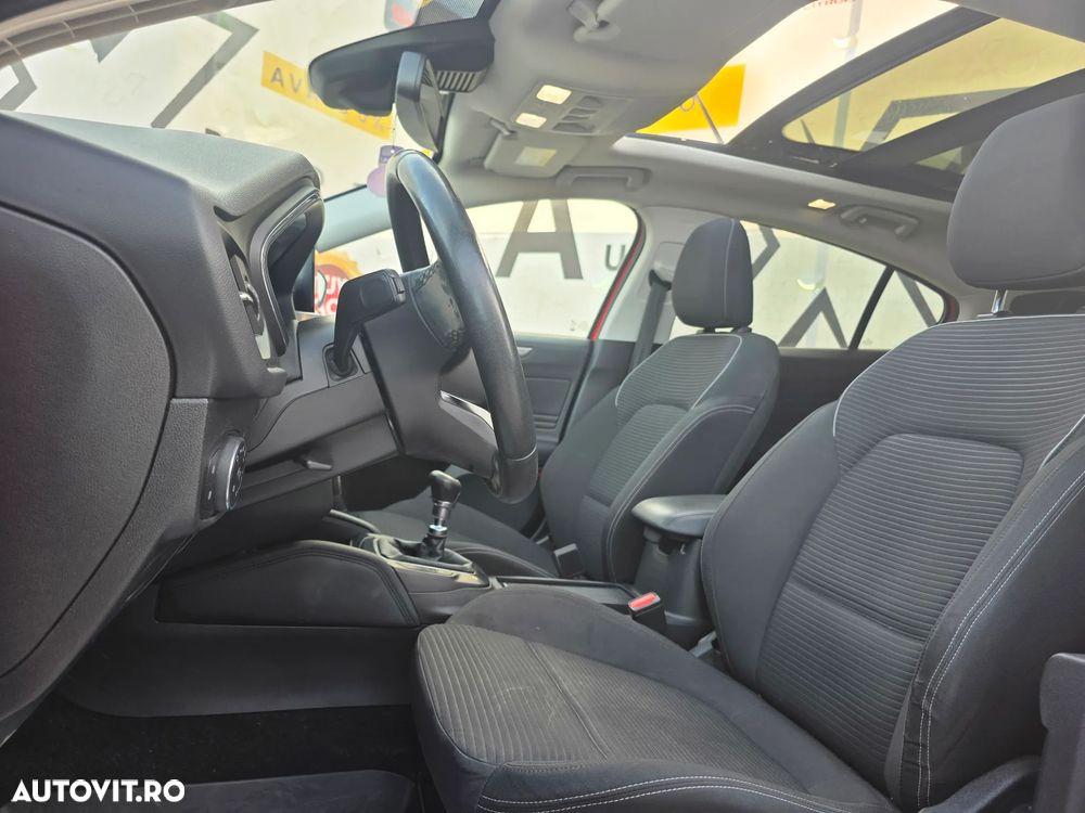 Ford Focus 1.5 TDCi DPF Start-Stopp-System Titanium - 9