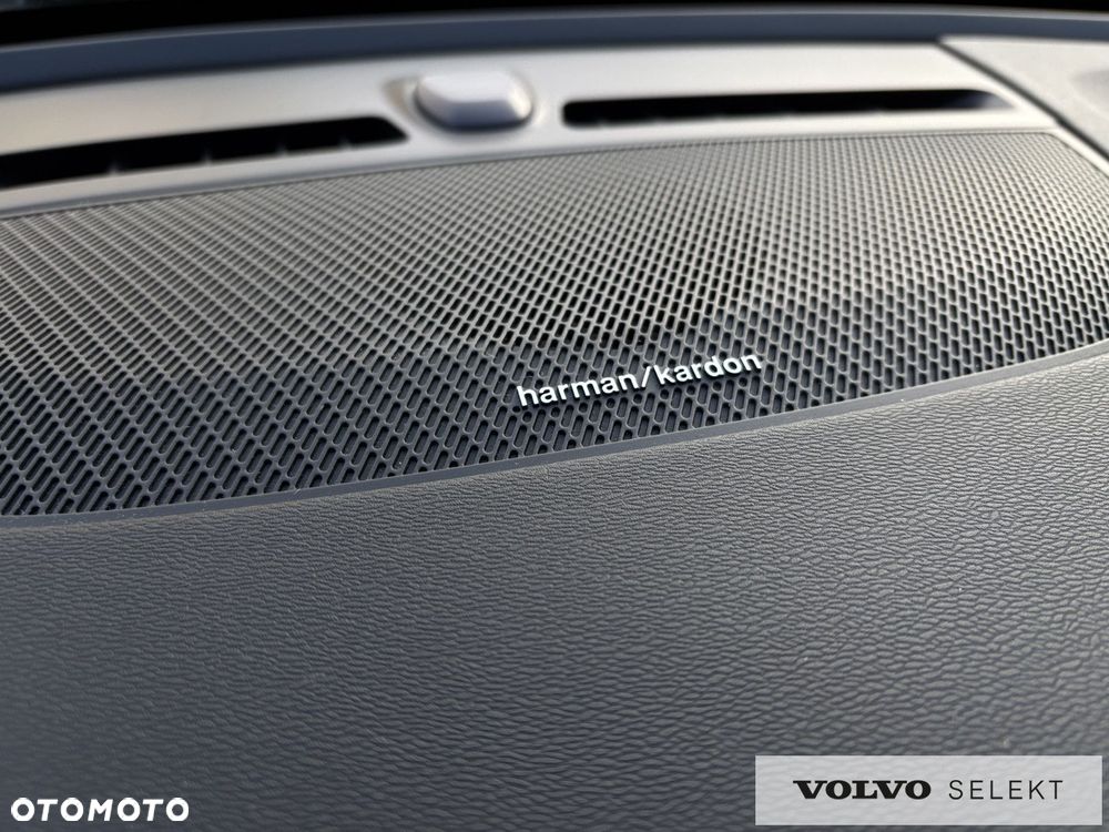 Volvo XC 40 - 21
