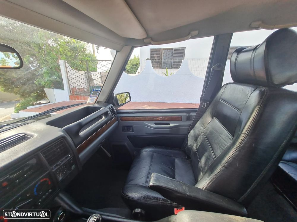 Land Rover Range Rover 2.5 TDi - 36