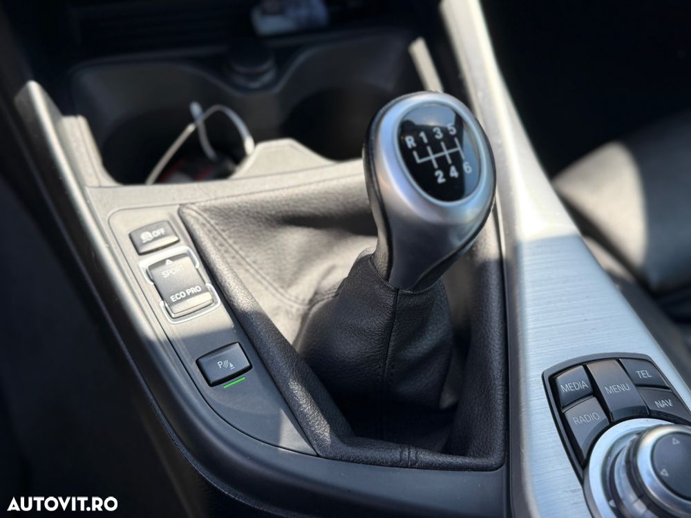 BMW Seria 2 218i M Sport - 11