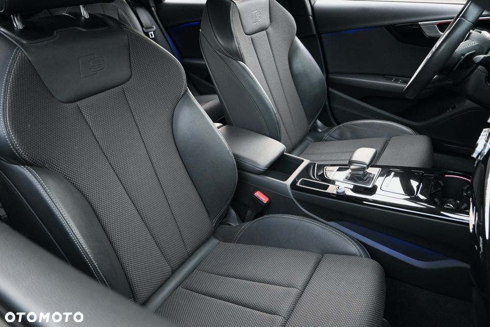 Audi A4 Limousine 35 TFSI S tronic S line - 27