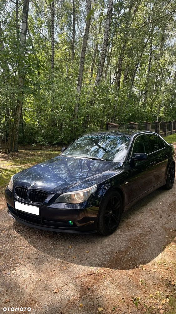 BMW Seria 5 520i - 14