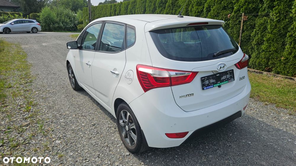 Hyundai ix20 1.6 Premium - 13