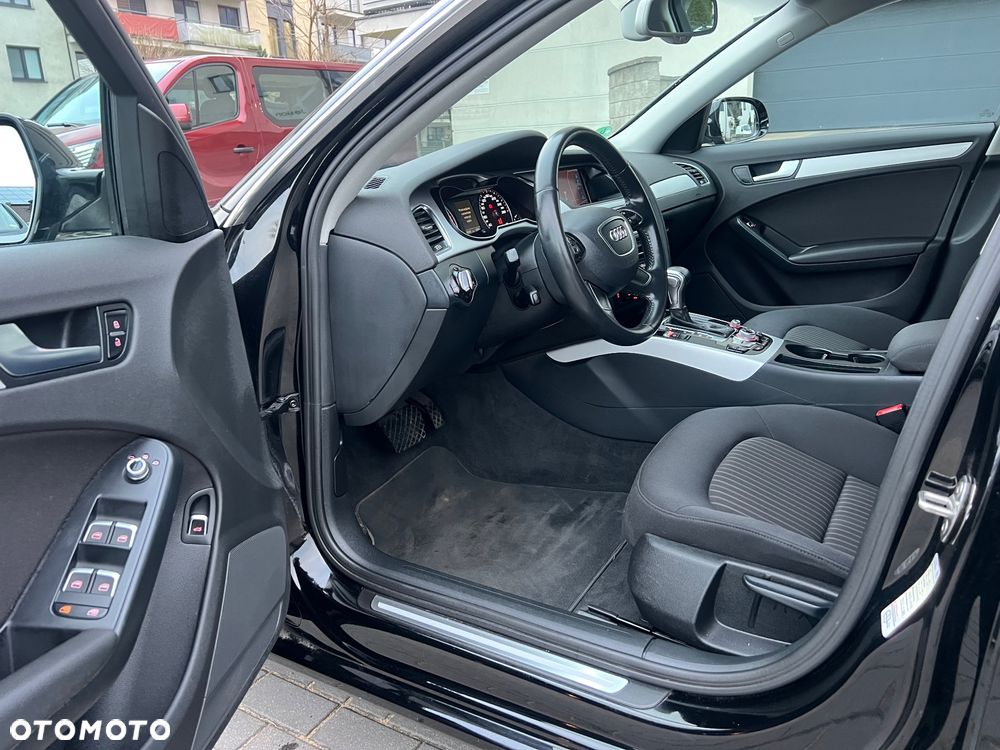 Audi A4 Avant 2.0 TDI DPF clean diesel multitronic Attraction - 16