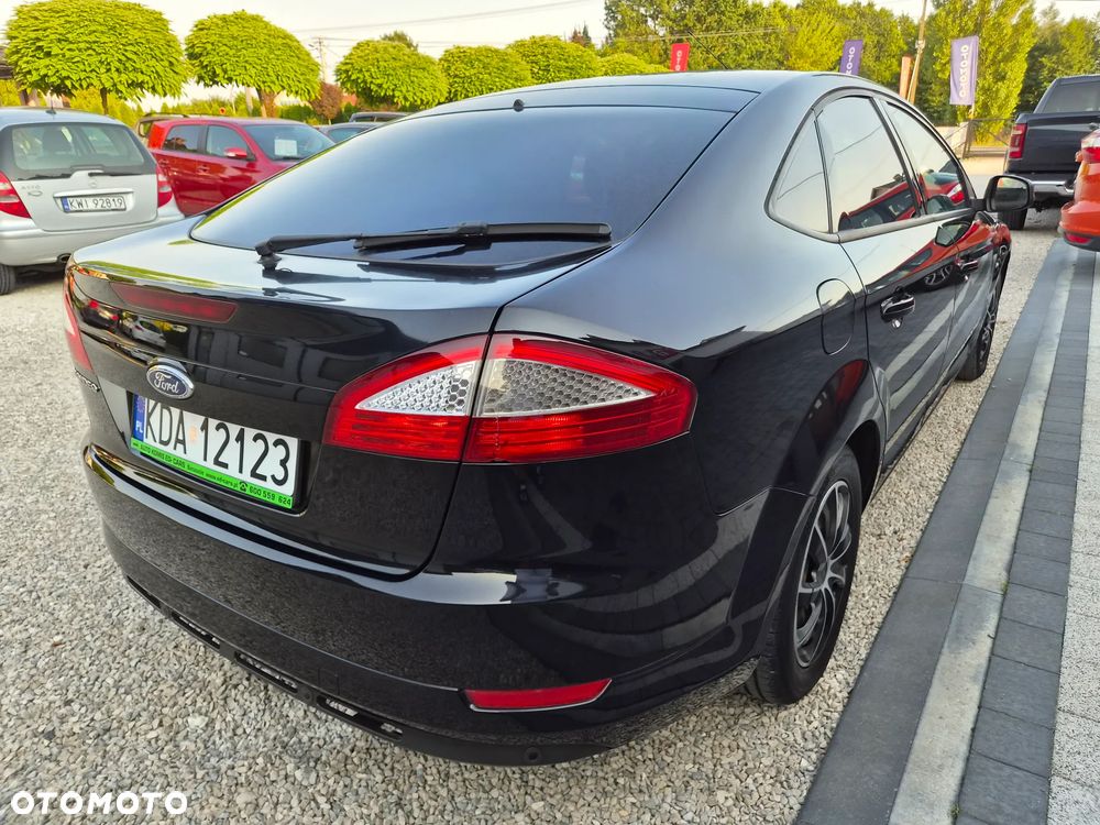 Ford Mondeo 2.0 TDCi Titanium - 9