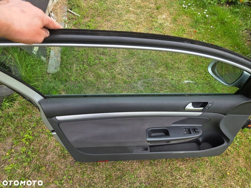 Drzwi lewe przednie kompletne 3 drzwi Golf V - 2