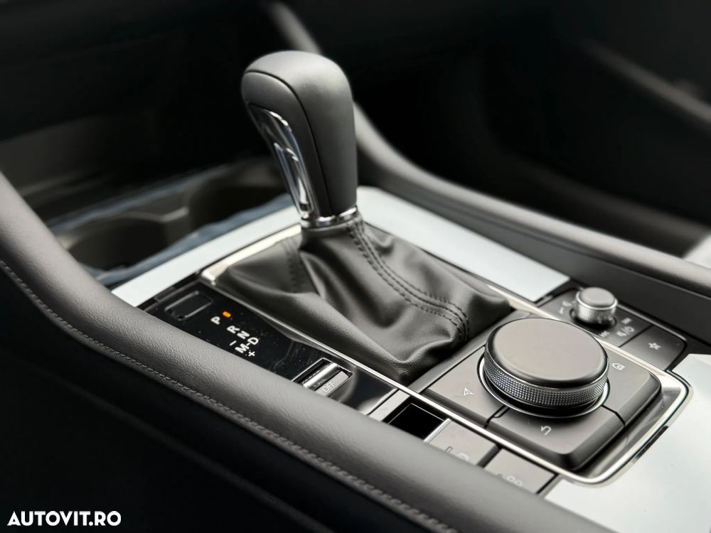 Mazda 3 e-SKYACTIV-G 140 M HYBRID Aut. EXCLUSIVE-LINE - 21