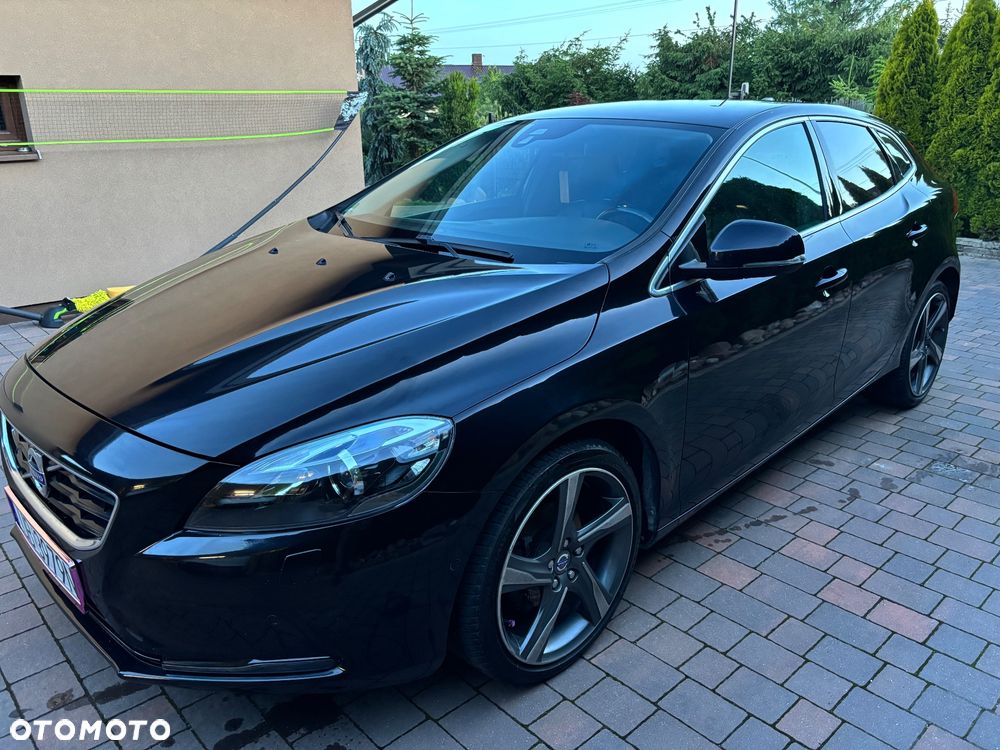Volvo V40 D2 Summum - 12