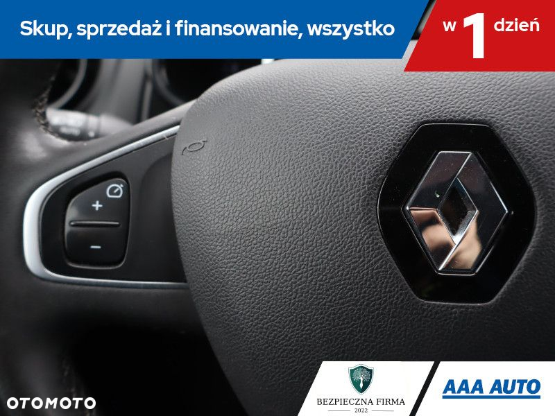 Renault Clio - 17